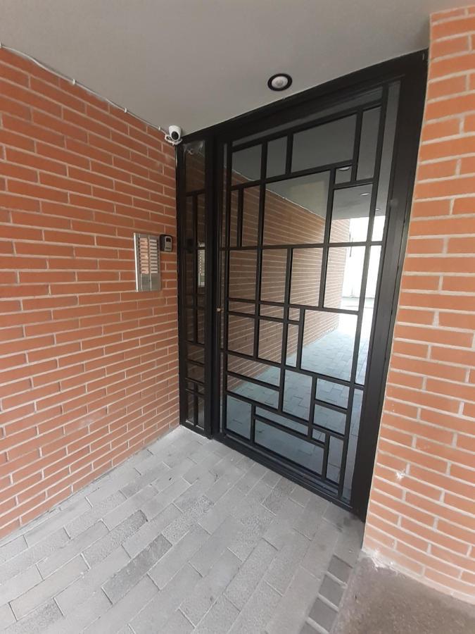 New Bazaar Violin Passion Apartment Tirana
